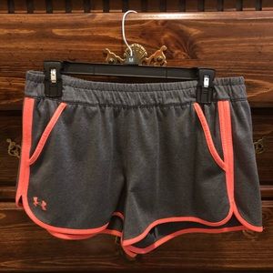 Women’s Underarmour shorts